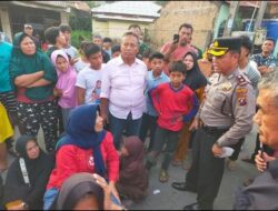 Kapolsek Medan Labuhan Beserta Danramil 0102- 10  Medan Berhasil Meredakan  Omak Omak Yang Unjuk Rasa 