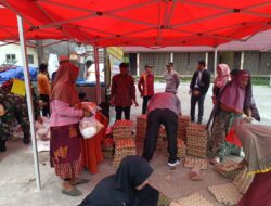 Kapolsek Permata Lakukan Pengamanan Pasar Murah