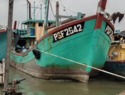 DPC HNSI KOTA MEDAN MELAKUKAN INVESTIGASI TERHADAP 4 KAPAL TANGKAPAN DI SELAT MALAKA YANG BERADA DI GUDANG BENGKEL GABION BELAWAN